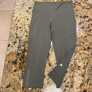 Lululemon Fast and Free Reflective Leggings Size 6